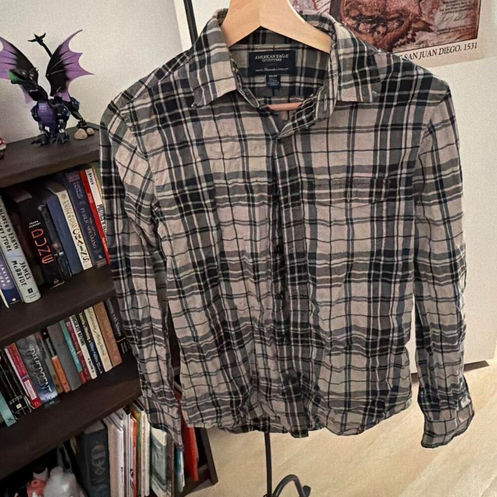 American Eagle Plaid Flannel Button-Up Shirt Women's XS
